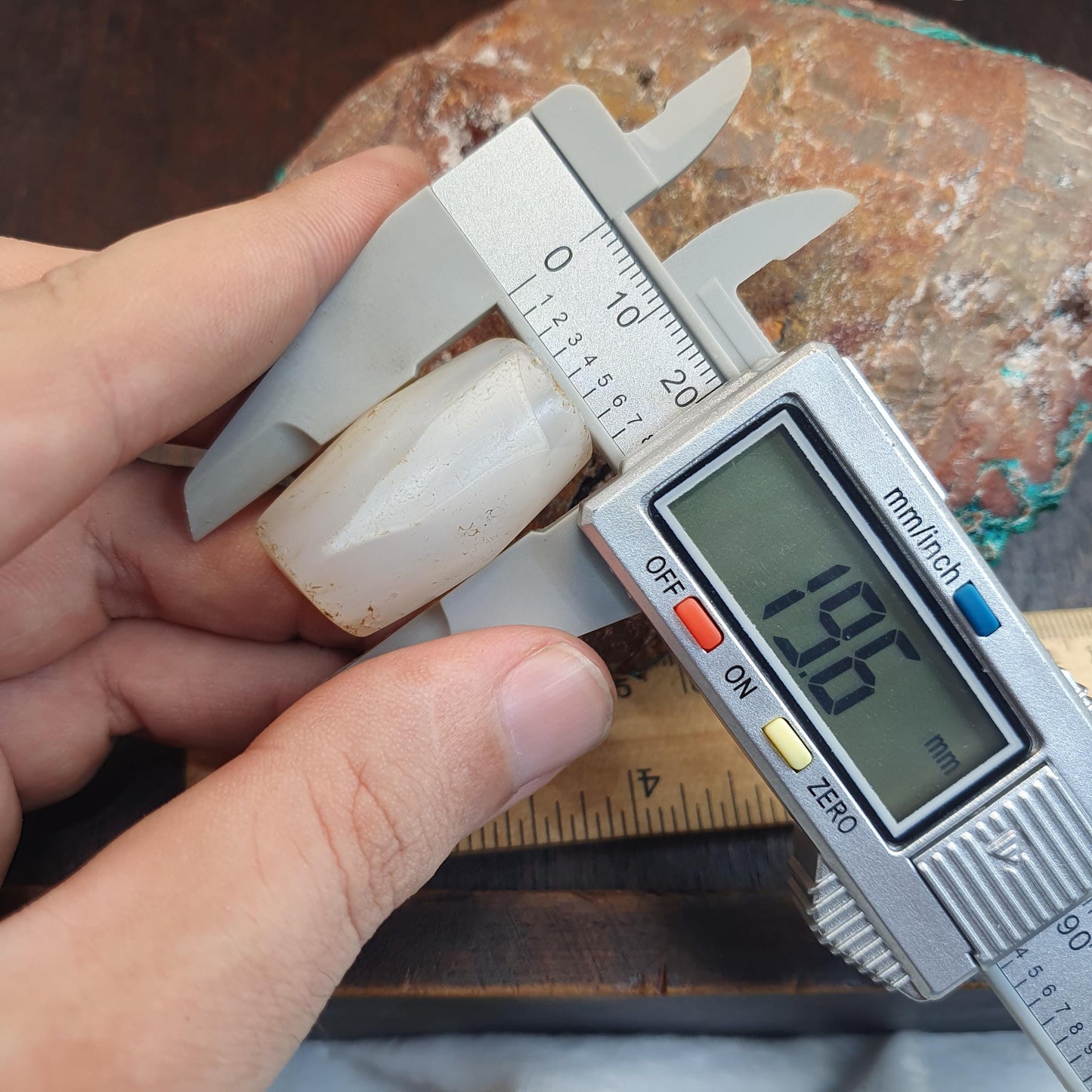 Ancient himalayan indo tibetan White agate bead, spiritual amulet, collectible bead