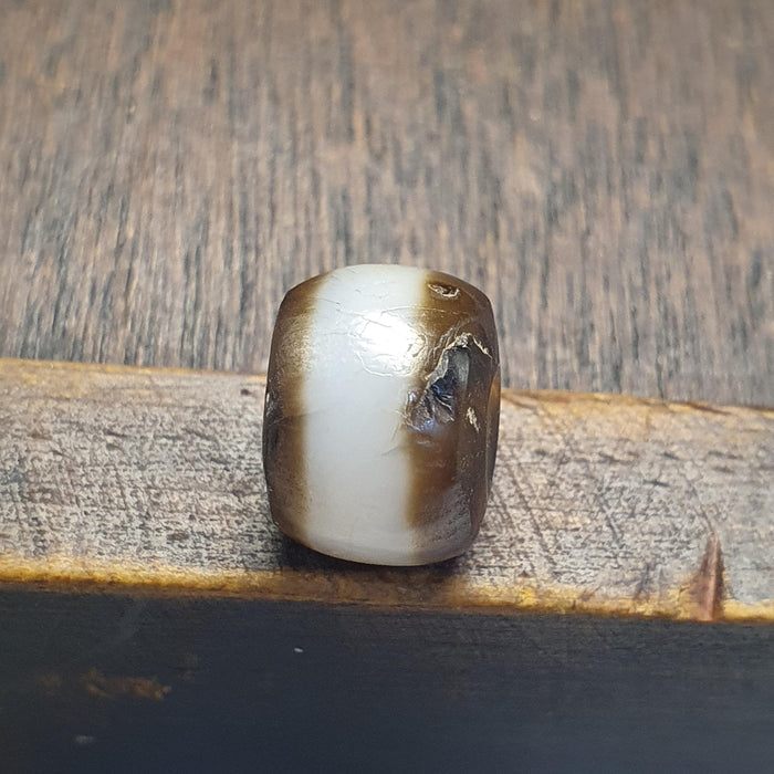 Ancient Tibetan Himalayan Chung Dzi Agate Bead Rare Middle Eastern Antique agate