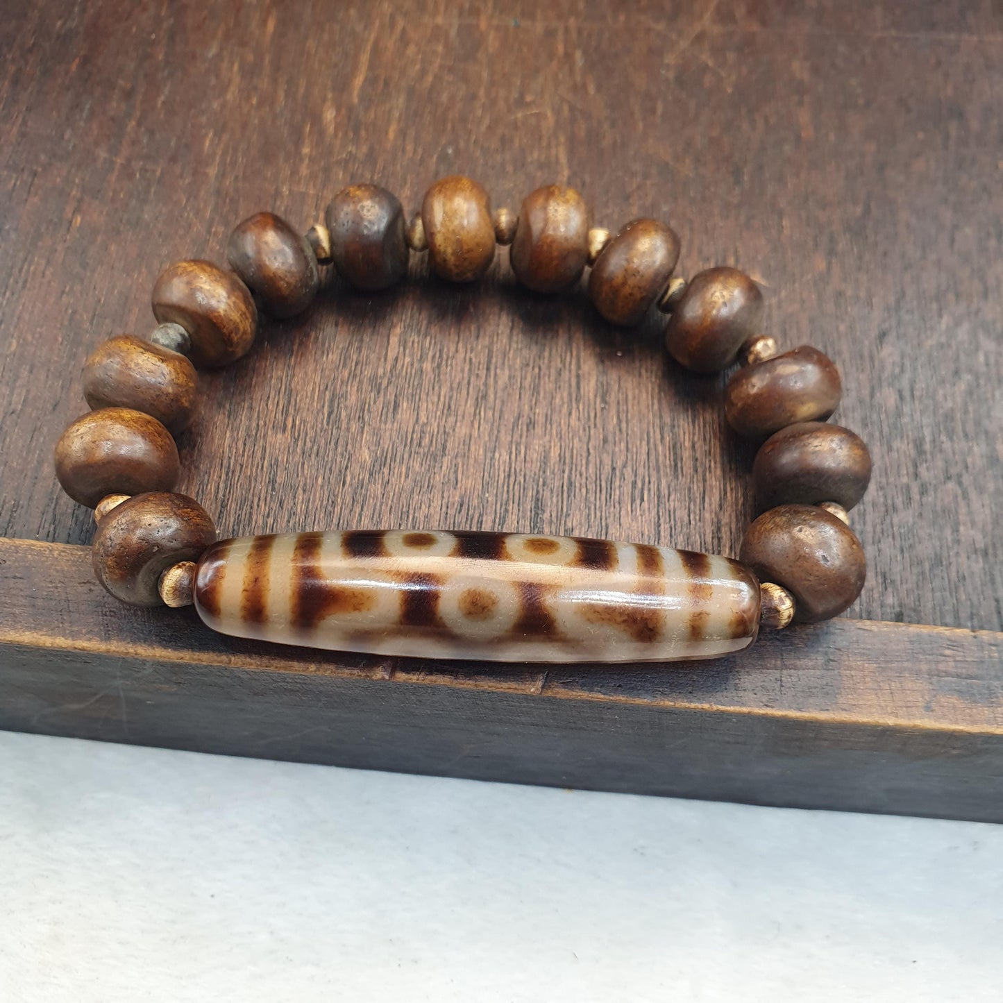 Himalayan Tibetan 7 eyes agate stone bead agate with Yak (Buffalo) beads