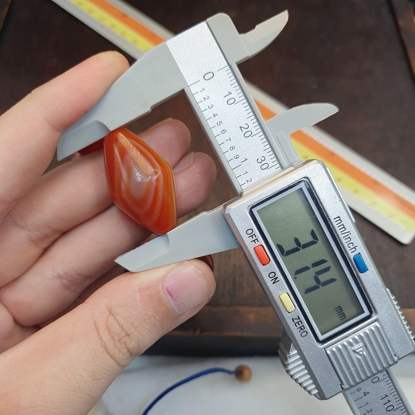 Himalayan tibetan red agate carnelian beads unique eyes pattern Bracelet