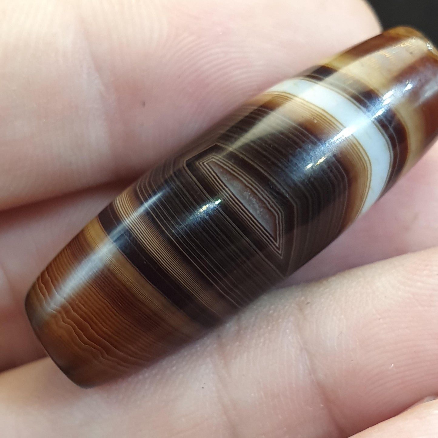 Vintage Tibetan Agate Bead 40mm Natural Triangle Eye Banded Amulet Healing Stone Agate Beads for Meditation Malas
