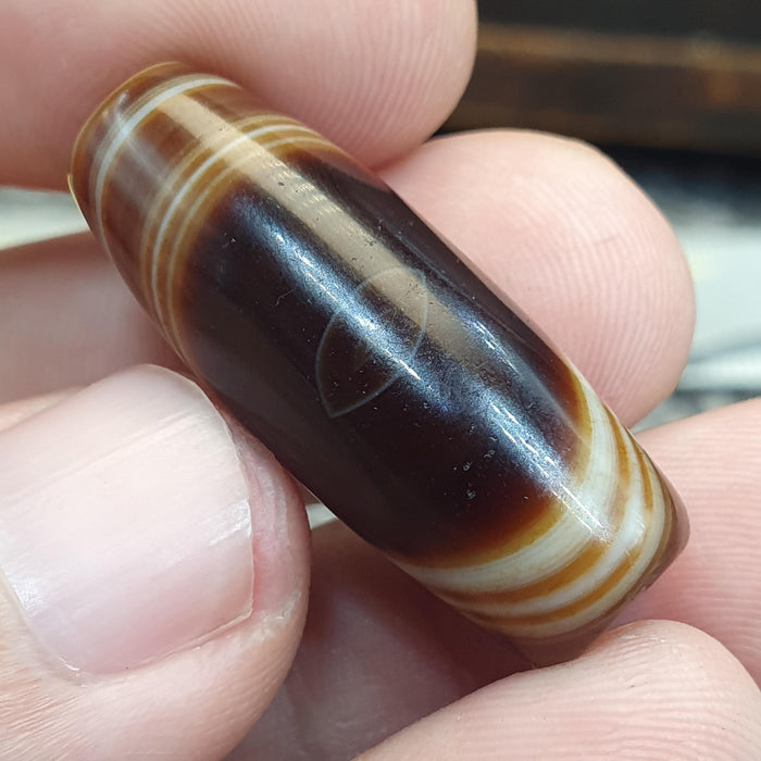 Vintage Natural Phoenix Eye Tibetan Agate Bead 32.2mm, Almond Leaf Shape Amulet Healing Stone Agate Beads for Meditation Malas