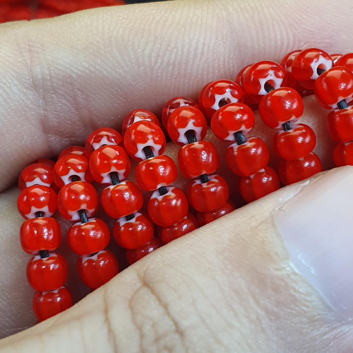 4.8mm venetian cherry red Star white heart trade beads 24 inches strands