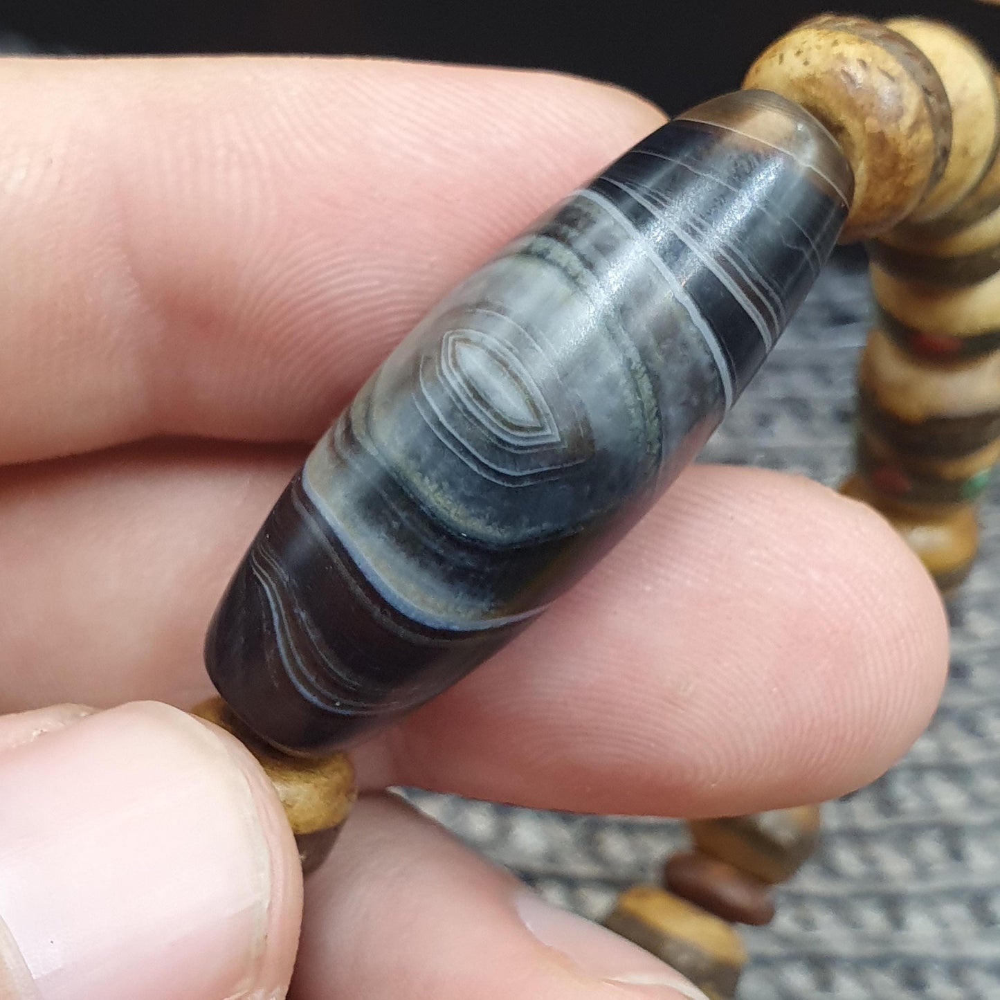 Himalayan Banded Agate Bracelet, Carved Tibetan yak Bone Beads bracelet