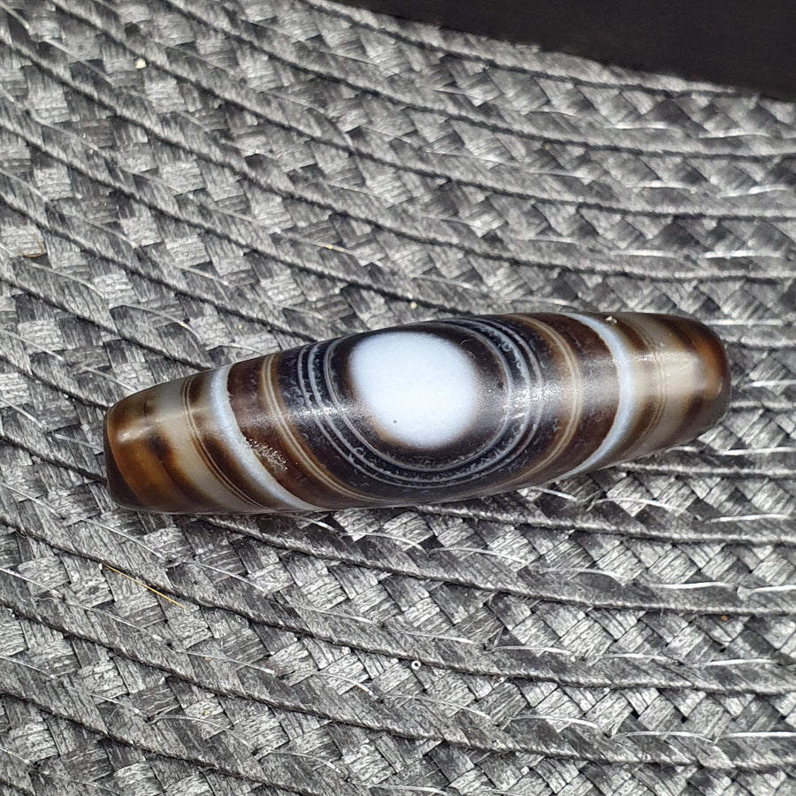 Vintage Old Himalayan Indo Tibetan Eye Agate Bead Himalayan Indo Tibetan Rare Patterns Pure Natural Eyes Banded Agate Amulet