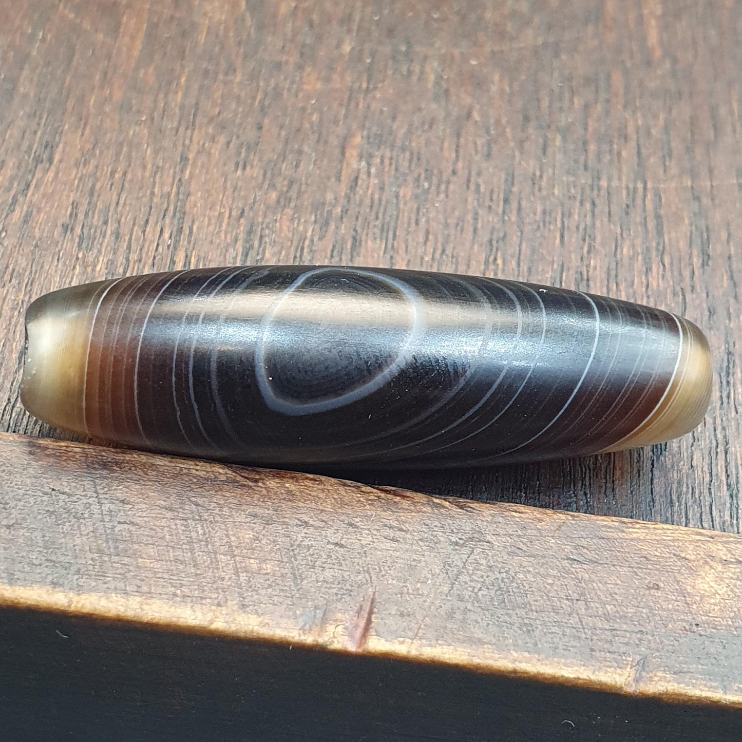Old yemeni natural eye agate vintage middle eastern agate bead