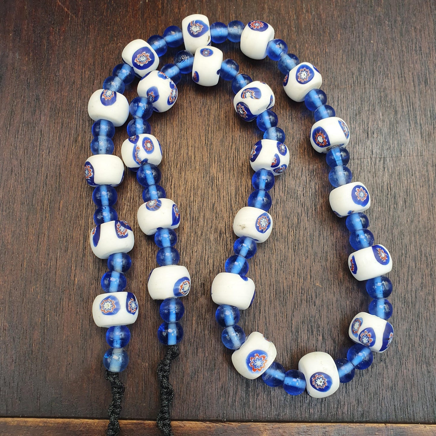 Vintage venetian style white and Blue Glass beads beaded necklace
