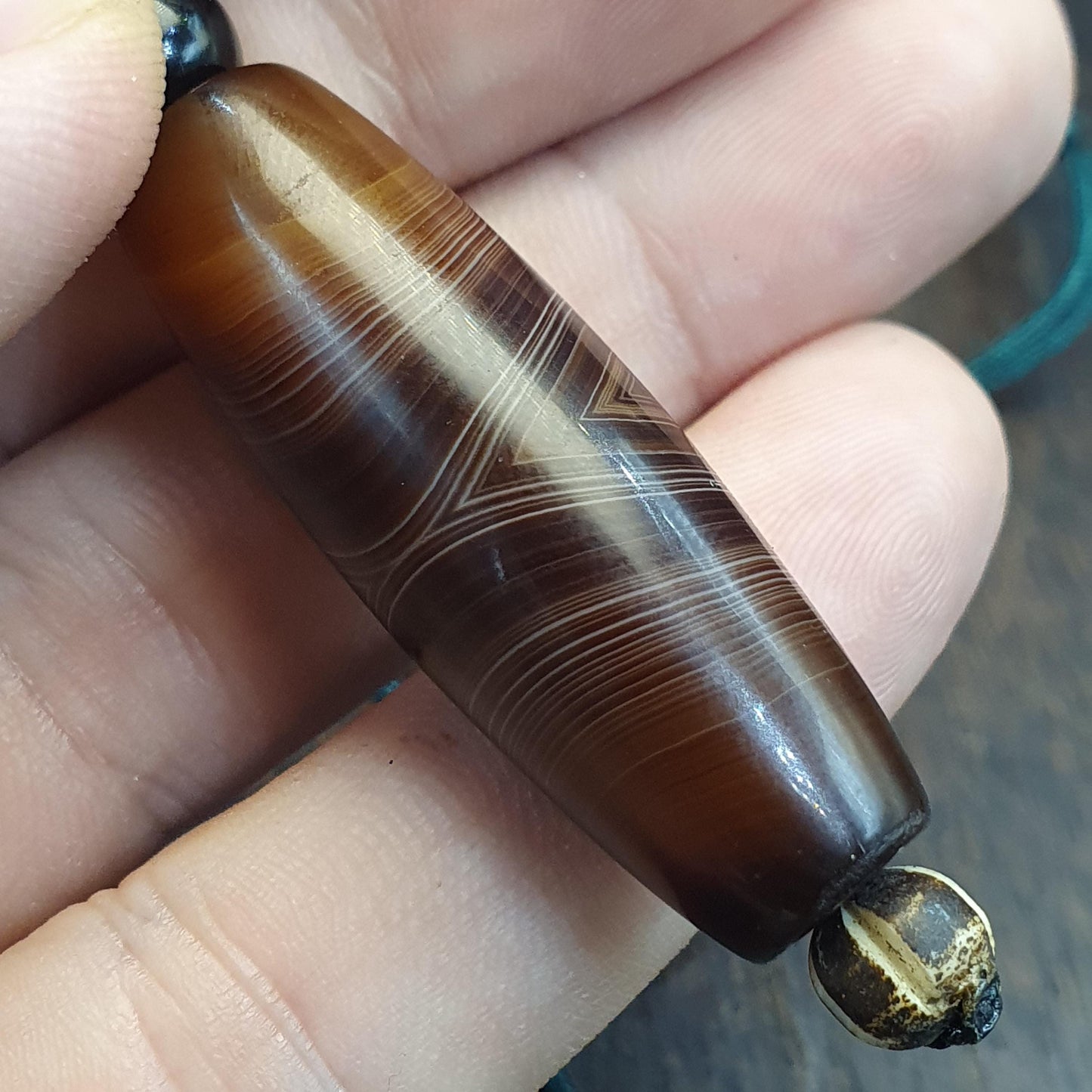 Old Himalayan Tibetan agate suleimani bead natural eye pattern agate