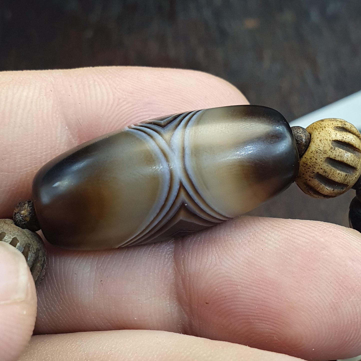 Old Himalayan Tibetan Banded Agate Bracelet Carved Bone Eye Beads Amulet