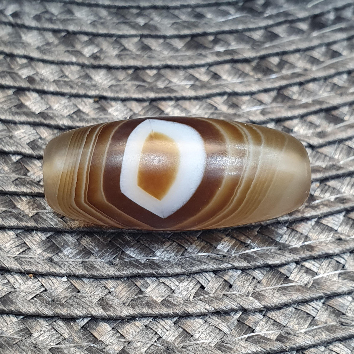 Old Himalayan Tibetan Banded Agate suleimani bead natural eye Bead Amulet