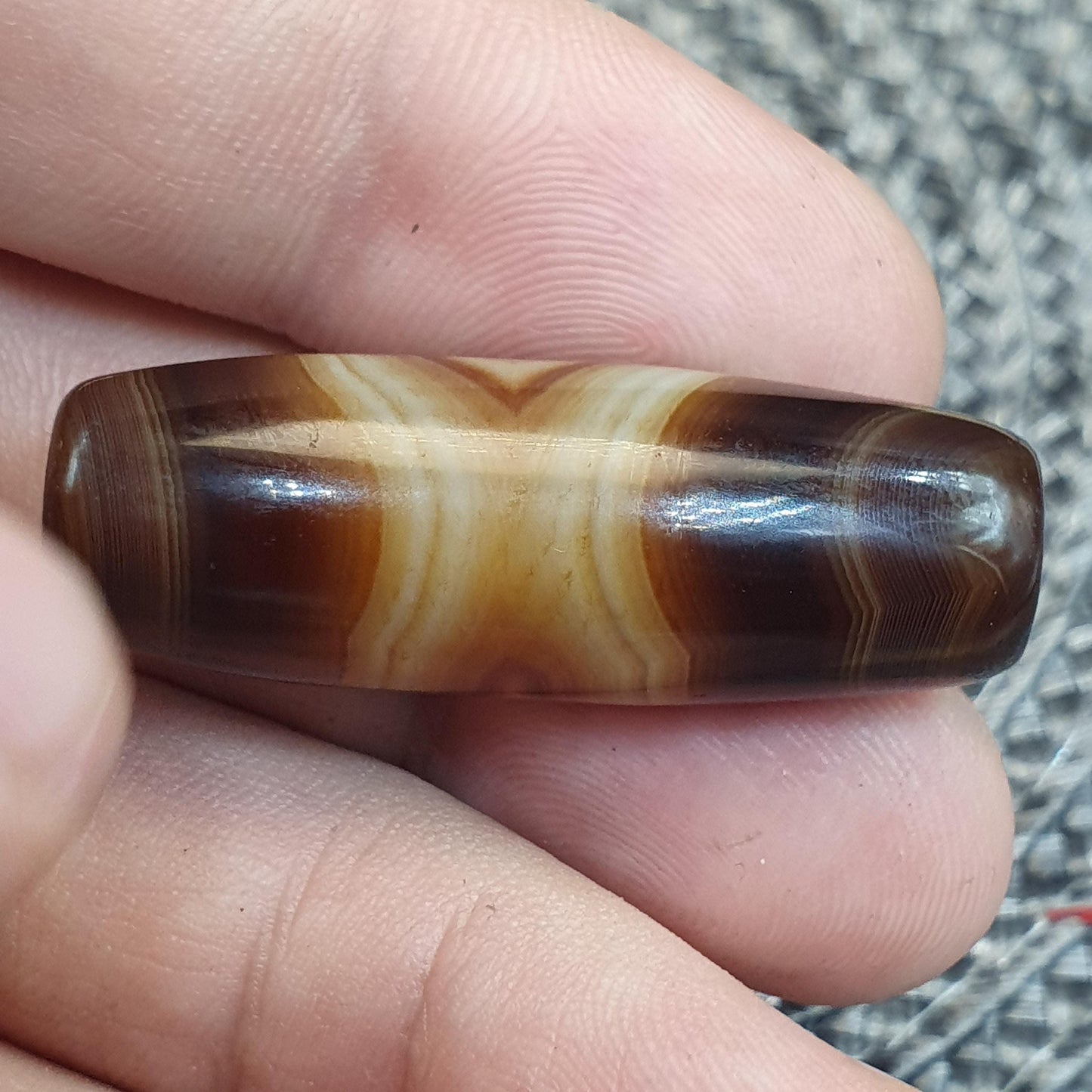 Natural Eye Himalayan Agate Bead 39mm Genuine Tibetan Bandit Agate Healing Stone Agate Beads for Meditation Malas, Protective Amulet