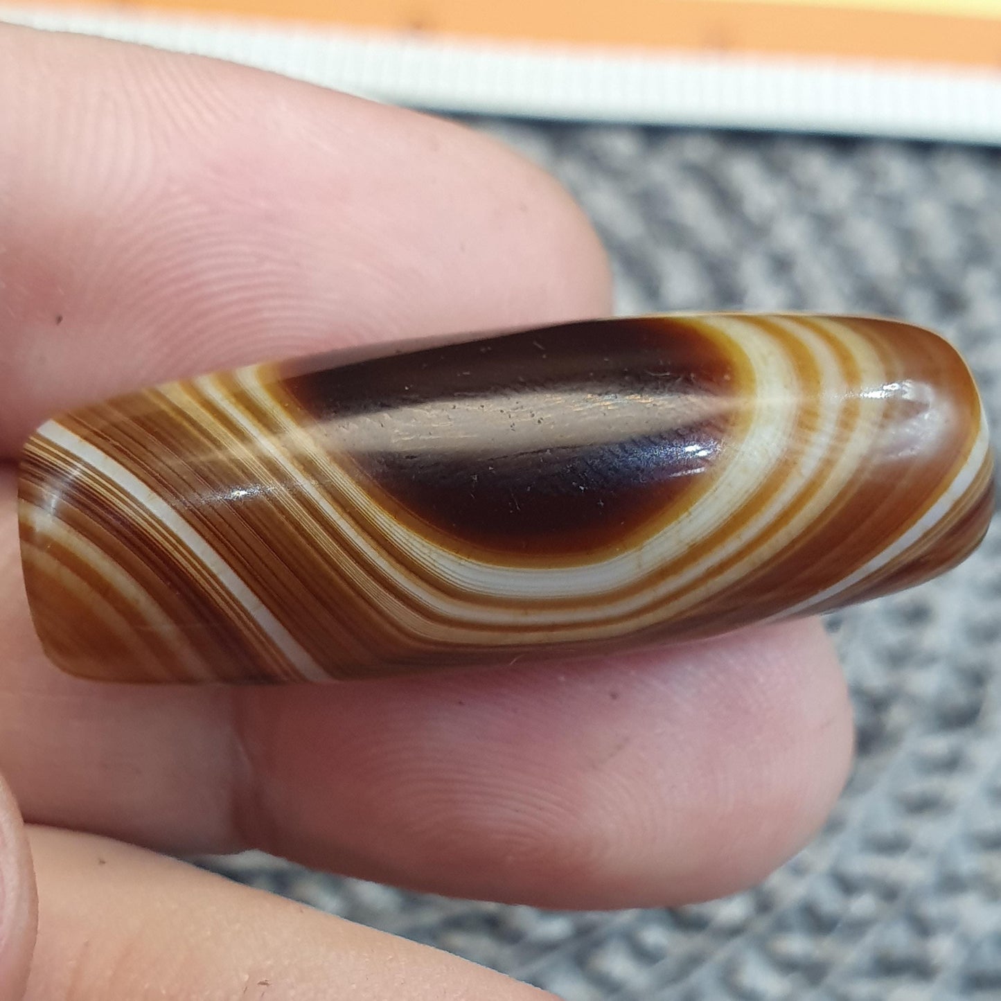 Natural Eye Himalayan Agate Bead 36.9mm Genuine Tibetan Bandit Agate Healing Stone Agate Beads for Meditation Malas, Protective Amulet