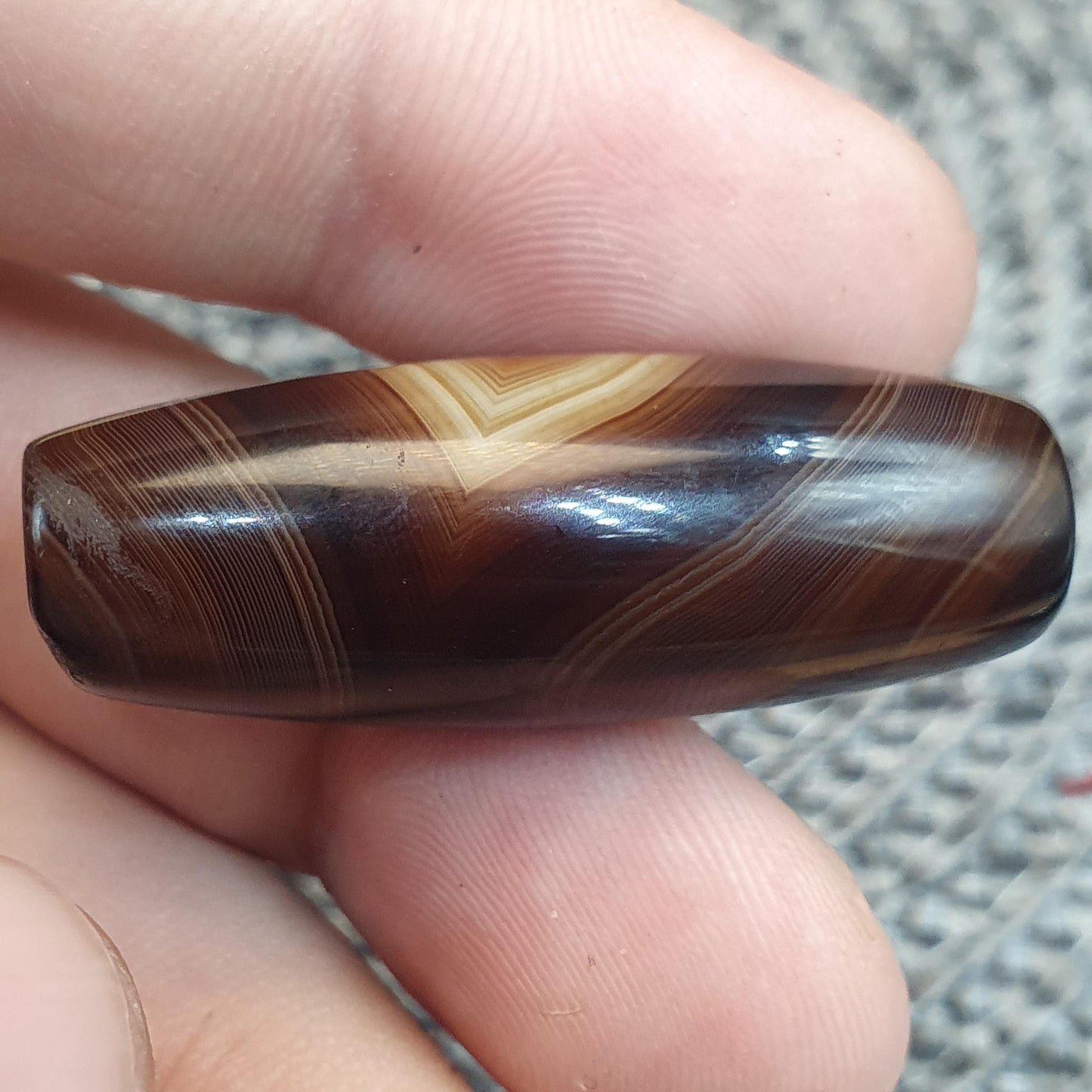 Natural Eye Himalayan Agate Bead 39.3mm Genuine Tibetan Bandit Agate Healing Stone Agate Beads for Meditation Malas, Protective Amulet