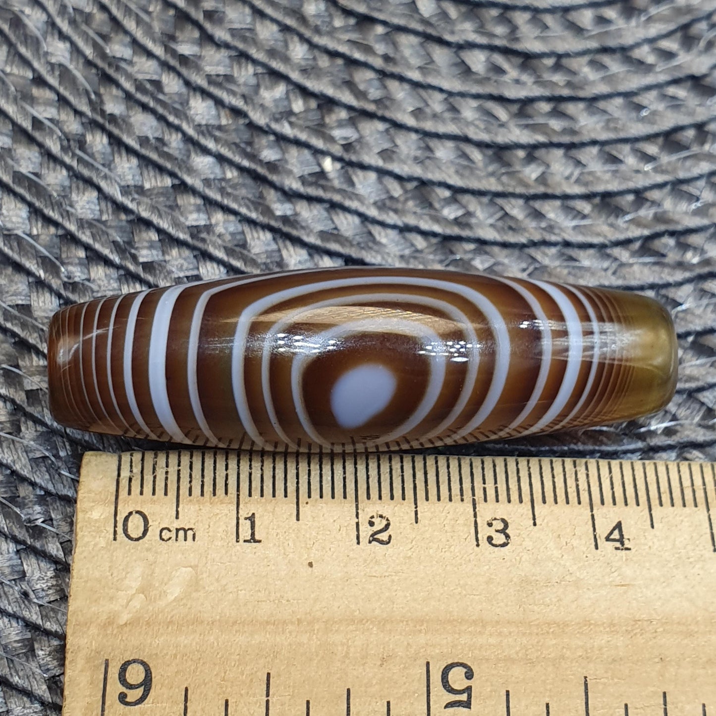 Natural Bullseye Eye Tibetan Agate Bead 44mm, Striking Chevron Peak Mountain Amulet Healing Stone Agate Beads for Meditation Malas