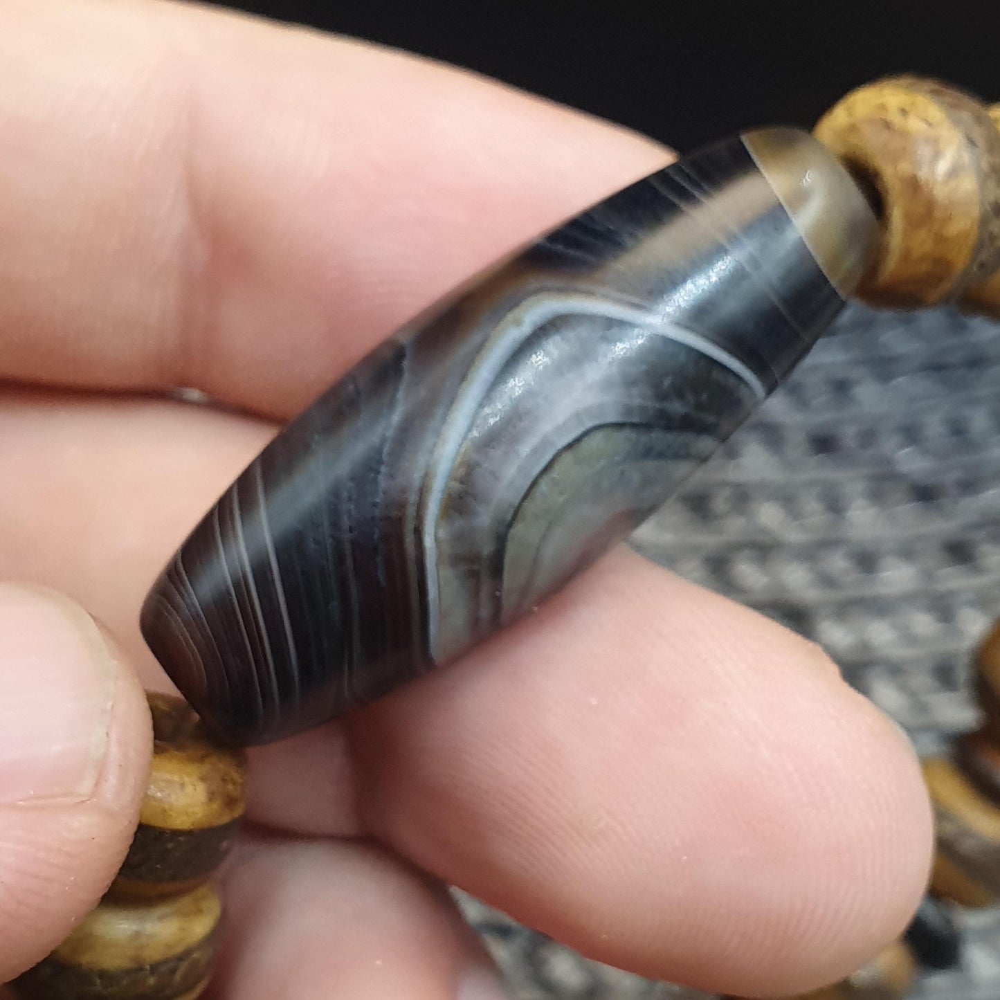 Himalayan Banded Agate Bracelet, Carved Tibetan yak Bone Beads bracelet