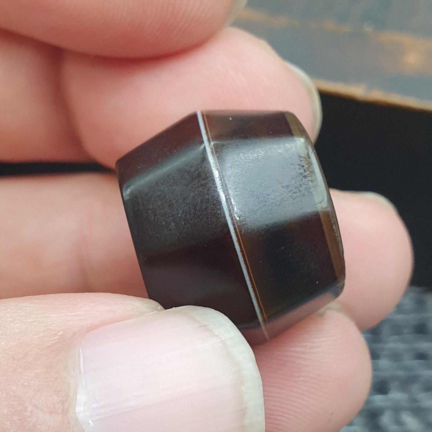 Antique Brown with white 1 line banded Agate Bead 20mm Yemeni Suliemani Agate Amulet