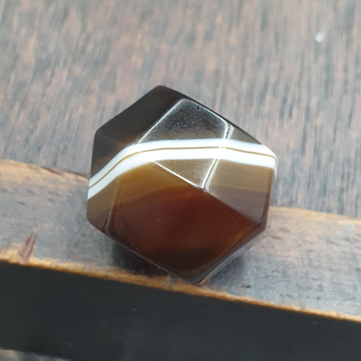 Antique banded Agate Bead 19mm Yemeni Suliemani Agate Brown Black with white stripes Amulet
