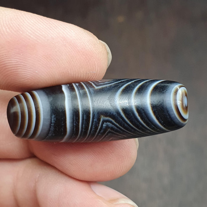 Himalayan tibetan agate suleimani bead natural crystal eye pattern agate