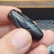 Natural Himalayan Tibetan Agate Bead 36mm Dragon Eye Tiger Tooth Pattern Banded Amulet Healing Stone Agate Beads for Meditation Malas