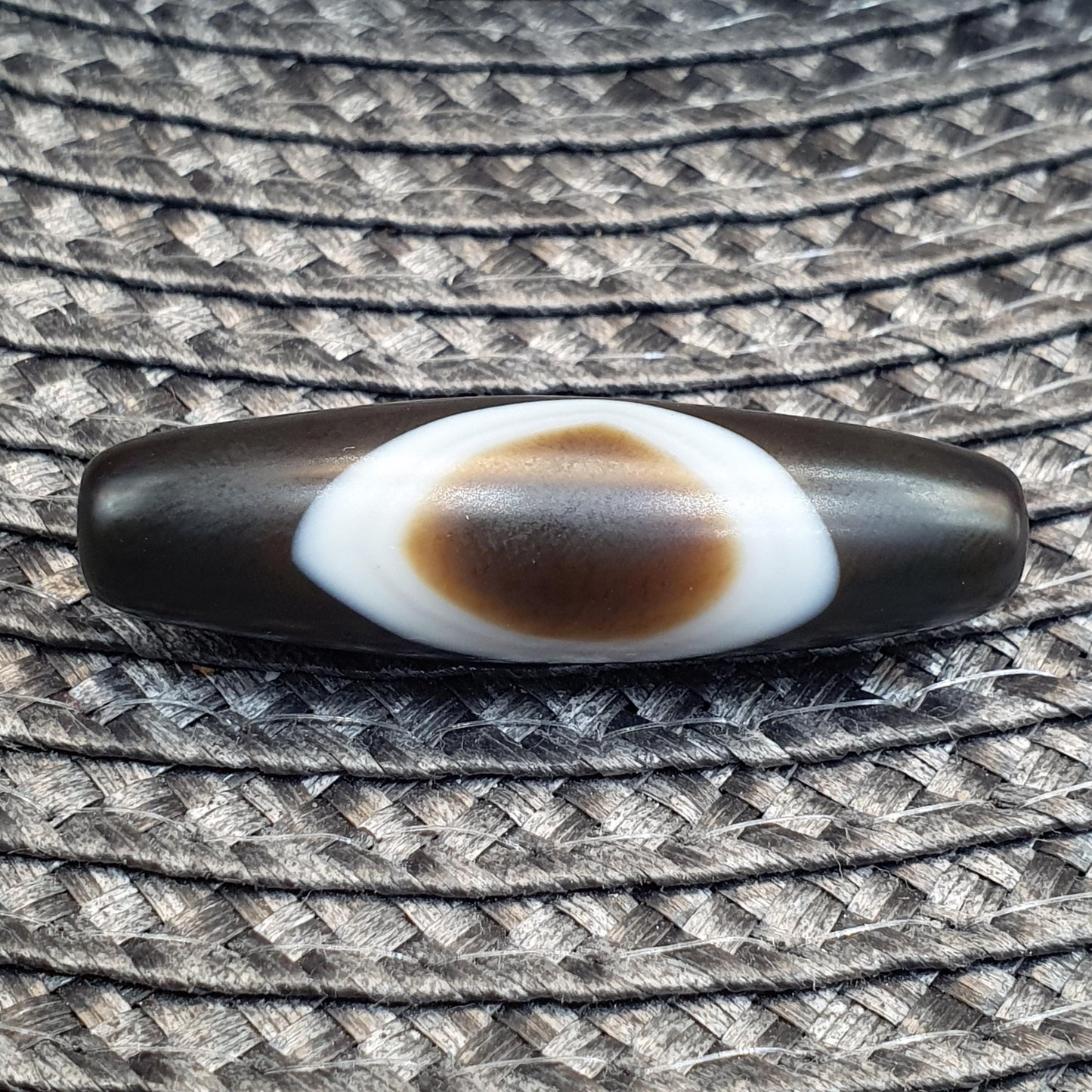 Natural Himalayan Tibetan Agate Bead Bull Eye Pattern Banded Amulet Healing Stone Agate Beads for Meditation Malas
