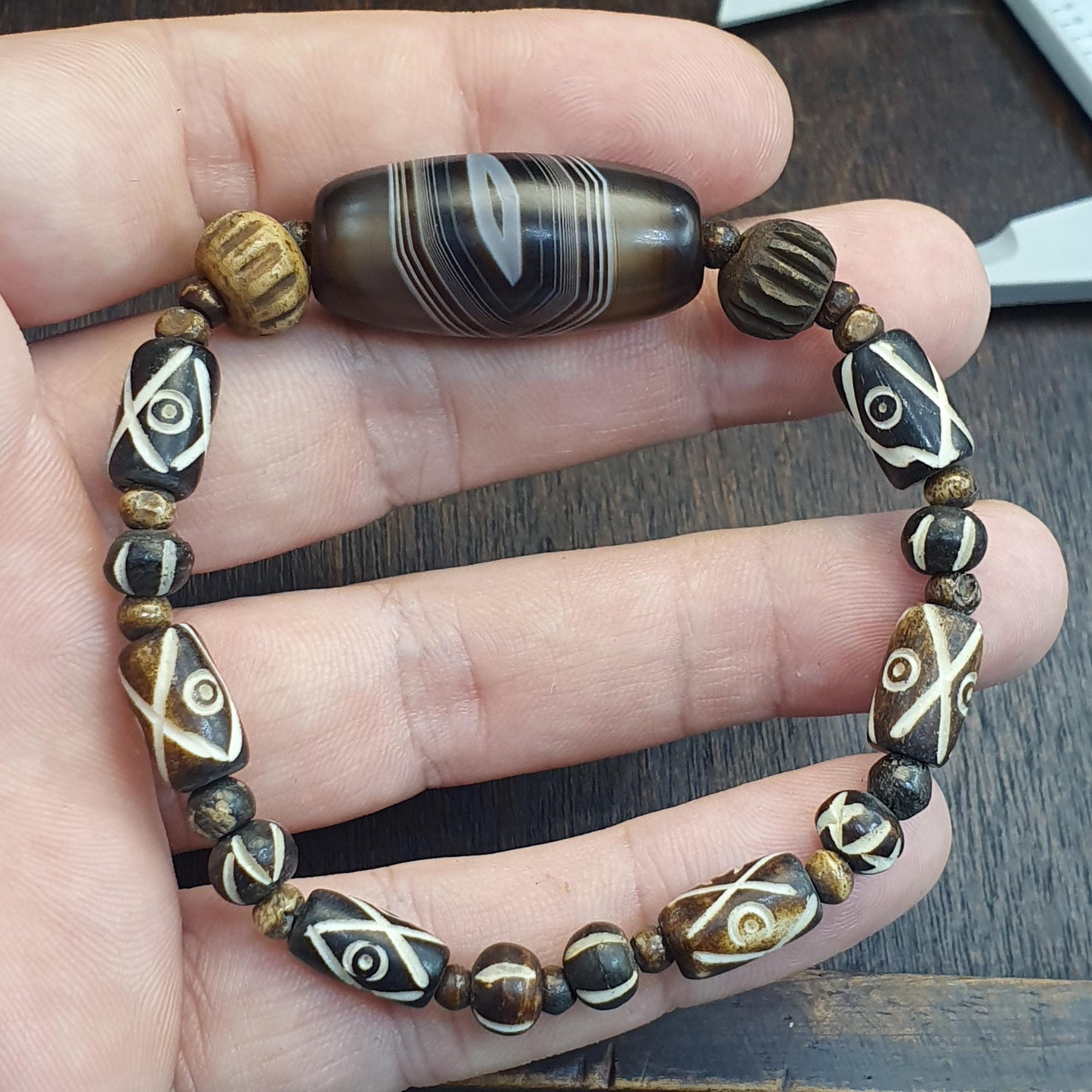 Old Himalayan Tibetan Banded Agate Bracelet Carved Bone Eye Beads Amulet