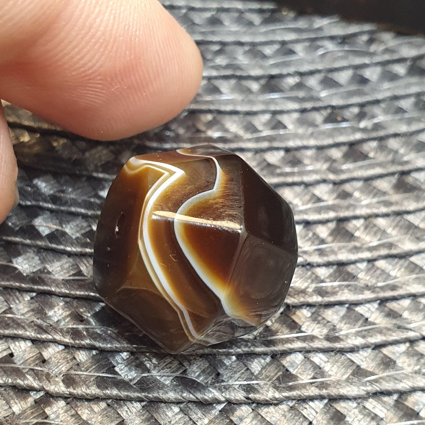 Antique Brown with white Stripes banded Agate Bead 19.9mm Yemeni Suliemani Agate Amulet