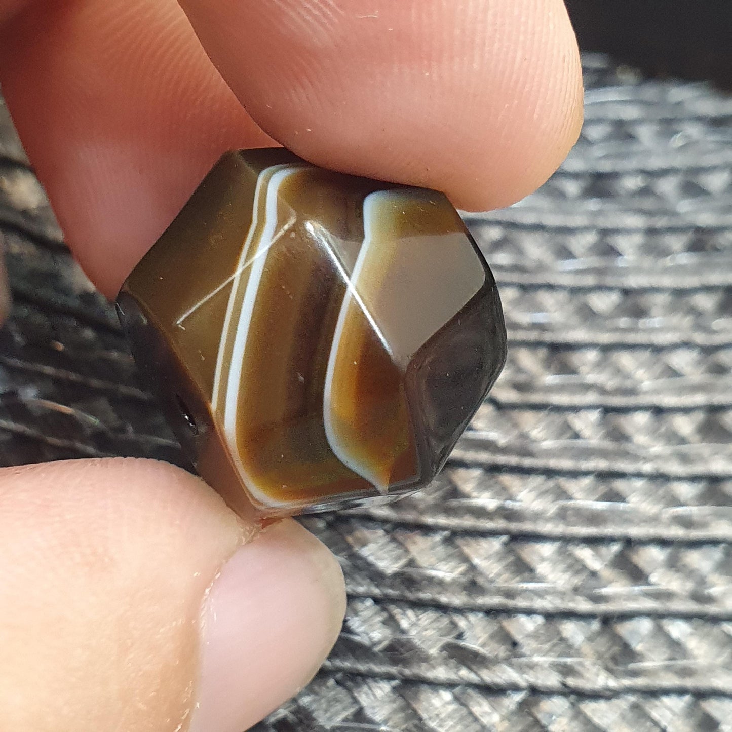 Antique Brown with white Stripes banded Agate Bead 19.9mm Yemeni Suliemani Agate Amulet