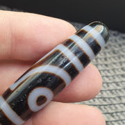 Himalayan Tibetan 2 eye dzi Agate bead amulet with nice soft patina