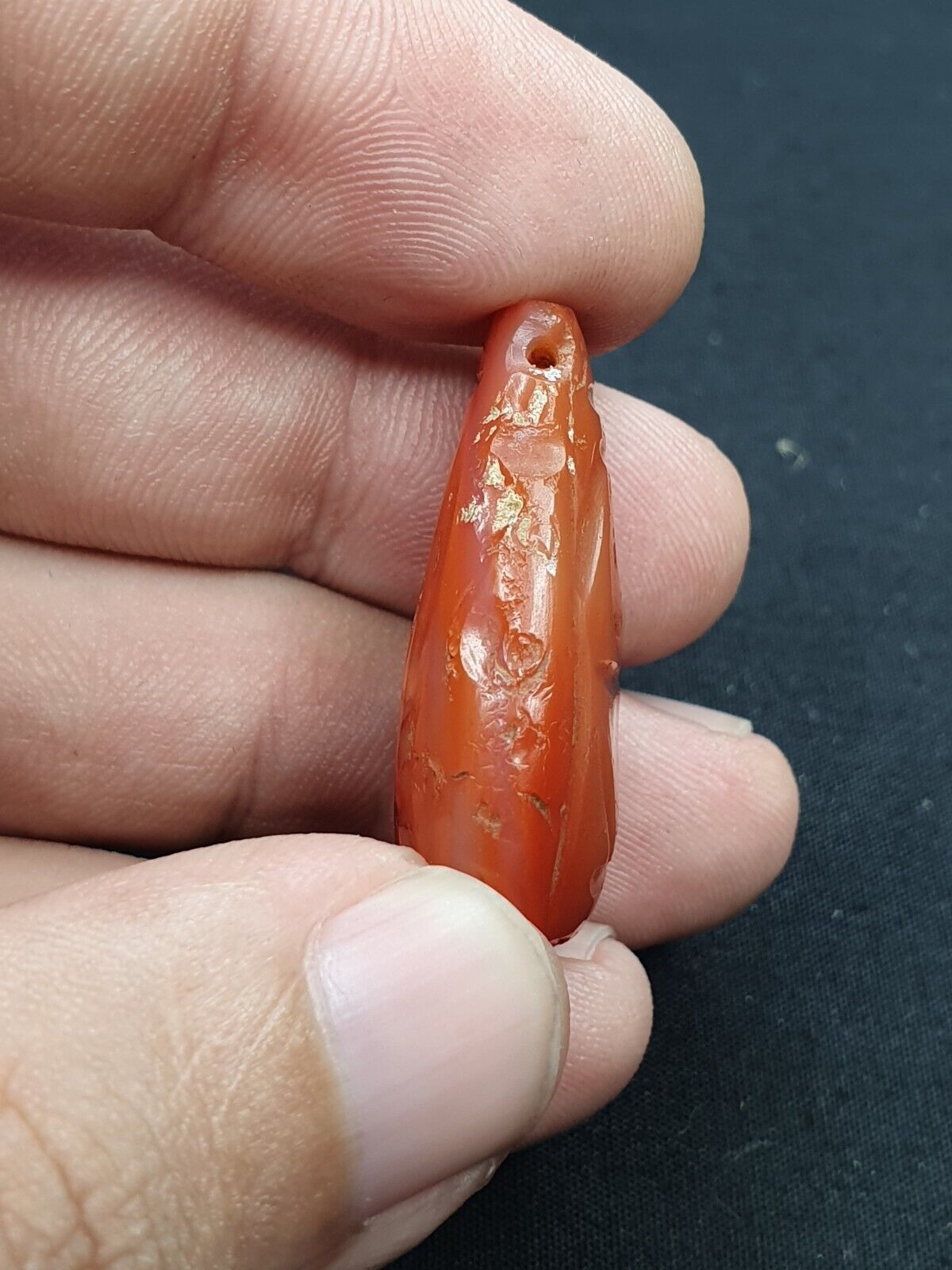 Antike antike gravierte Karneol-Achat-Perle aus dem Nahen Osten