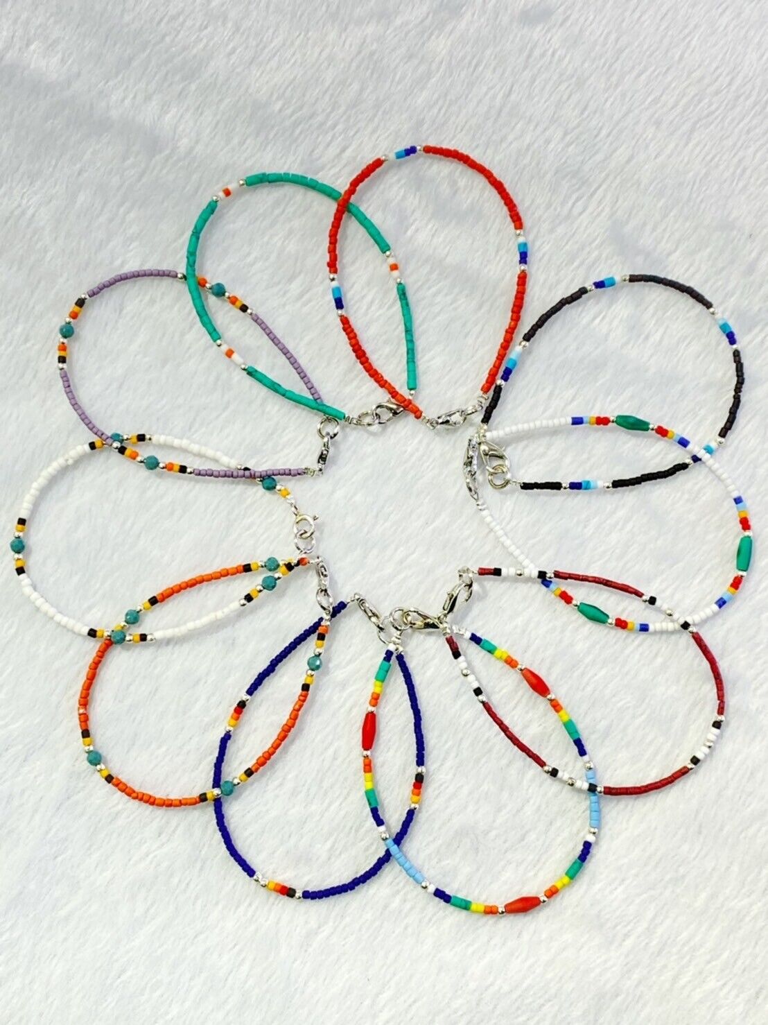 Großhandel Regenbogen-Samenperlenarmband, minimalistisches Perlenarmband 10 Stück