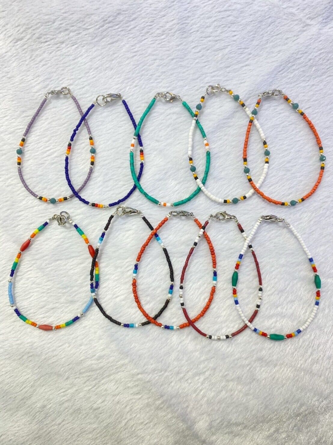 Großhandel Regenbogen-Samenperlenarmband, minimalistisches Perlenarmband 10 Stück
