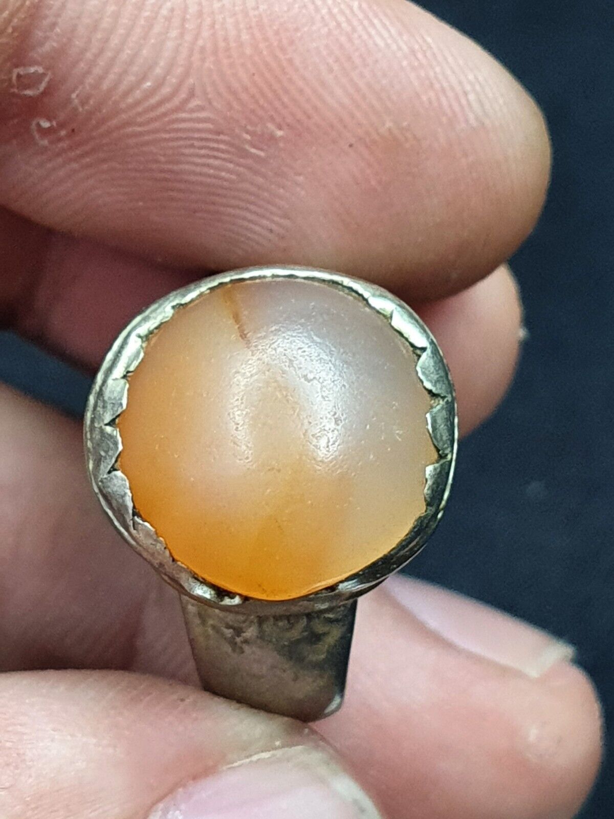Nahöstlicher großer alter silberner riesiger Ring mit antikem Achat-Steinring