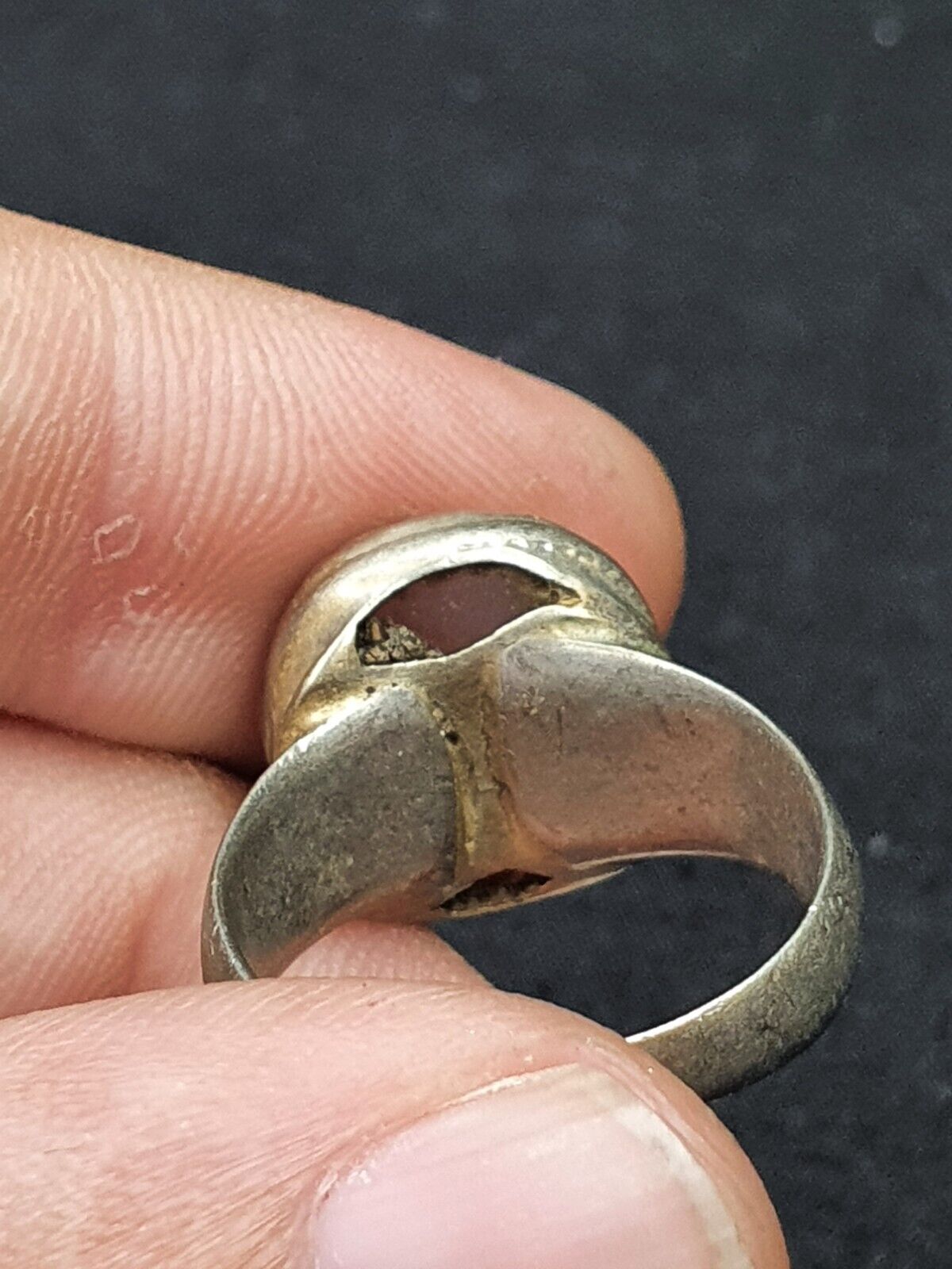 Nahöstlicher großer alter silberner riesiger Ring mit antikem Achat-Steinring