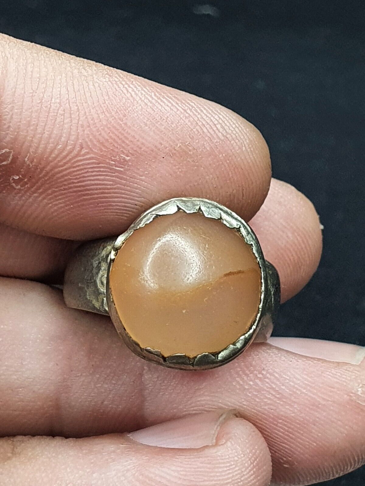 Nahöstlicher großer alter silberner riesiger Ring mit antikem Achat-Steinring