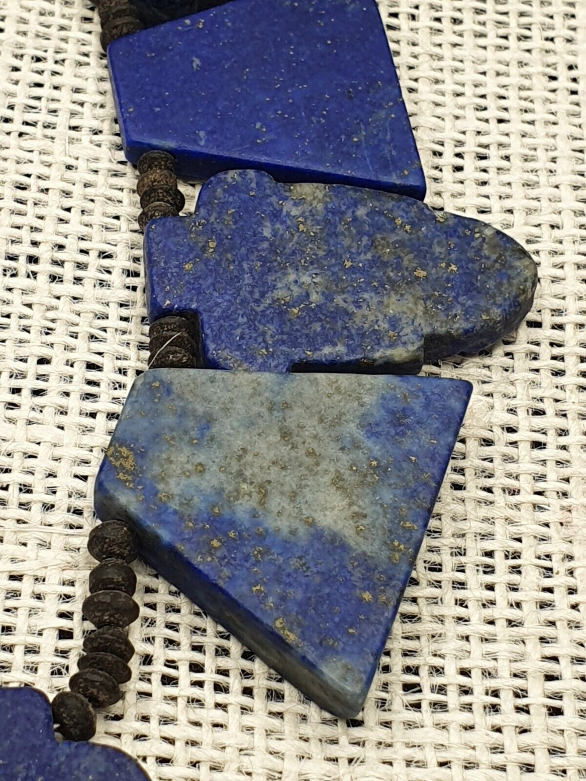 Antike Vintage alte Lapislazuli Schnitzerei Blatt Amulett Halskette seltene Anhänger