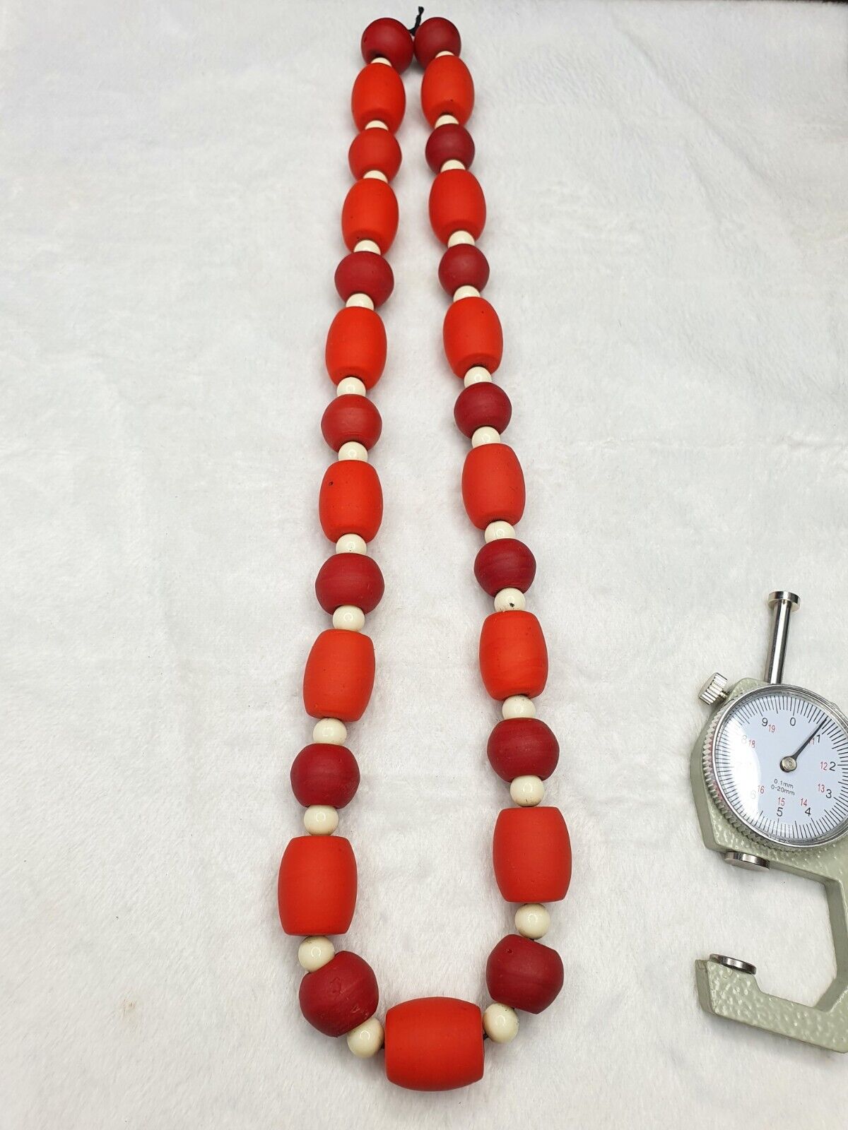 Beautiful mate Red  Round Beautiful Glass Beads Long Strand Necklace