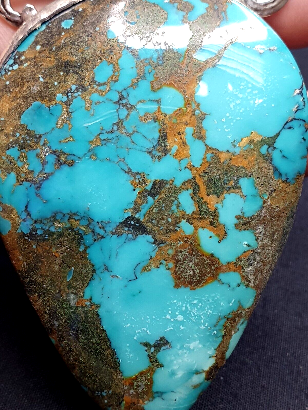 aquamarine