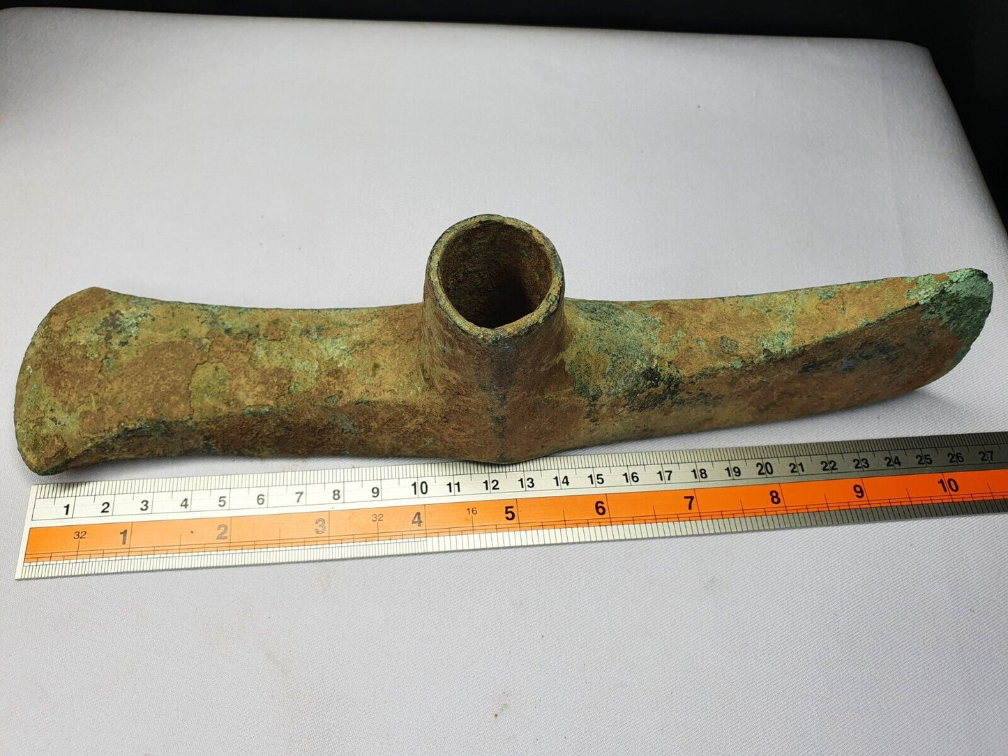 大約公元前 10-8 世紀古代魯里斯坦青銅重型雙斧頭魯里斯坦帝國