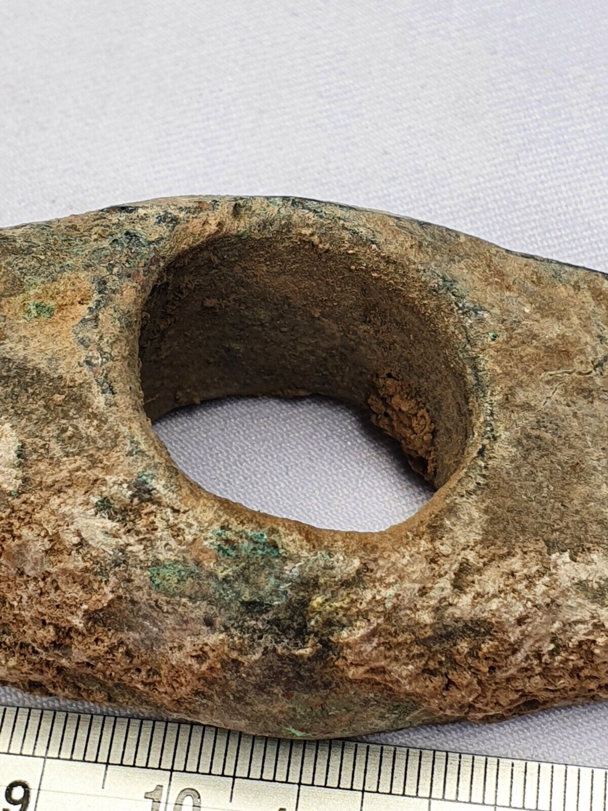 大約公元前 10-8 世紀古代魯里斯坦青銅重型雙斧頭魯里斯坦帝國