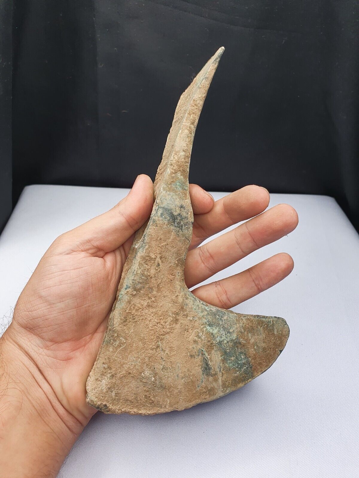 大約公元前 10-8 世紀古代魯里斯坦青銅重型雙斧頭魯里斯坦帝國