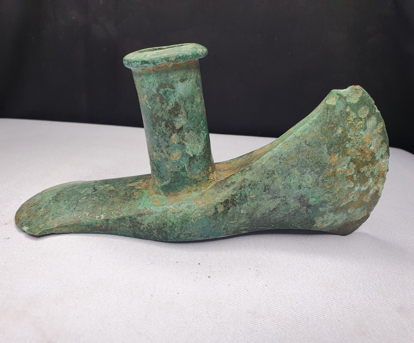 大約公元前 1800-600 年古代盧里斯坦青銅雙斧頭盧里斯坦帝國