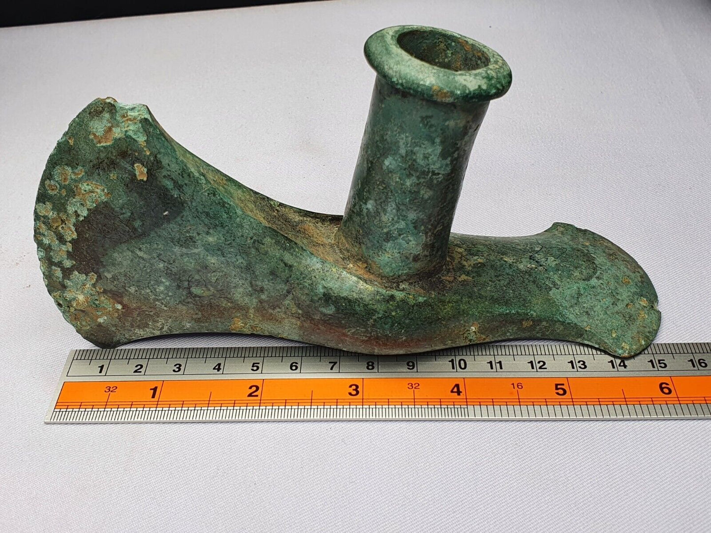 大約公元前 1800-600 年古代盧里斯坦青銅雙斧頭盧里斯坦帝國