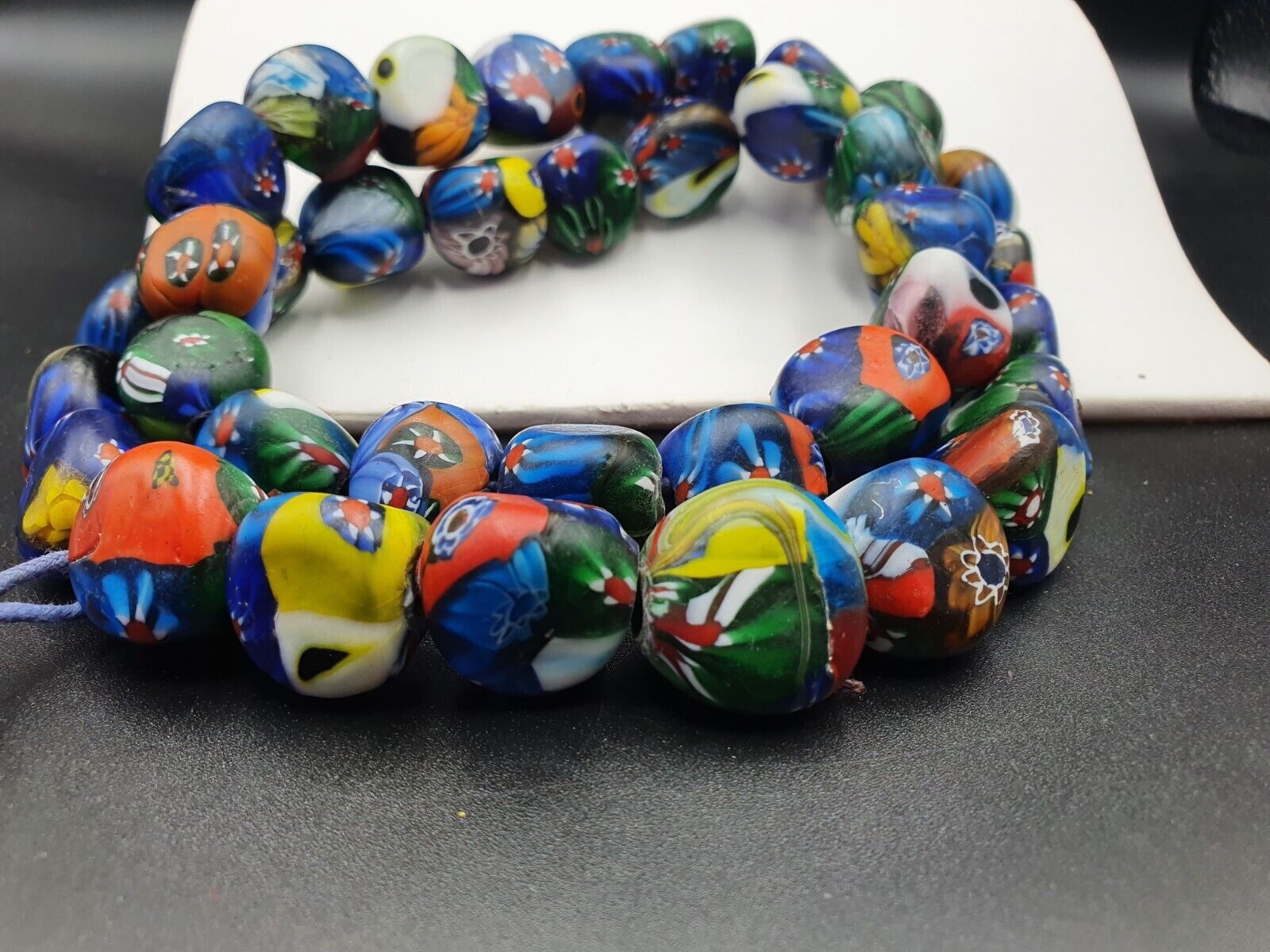 Beautiful Vintage trade Beads Beaded Necklace 17mm