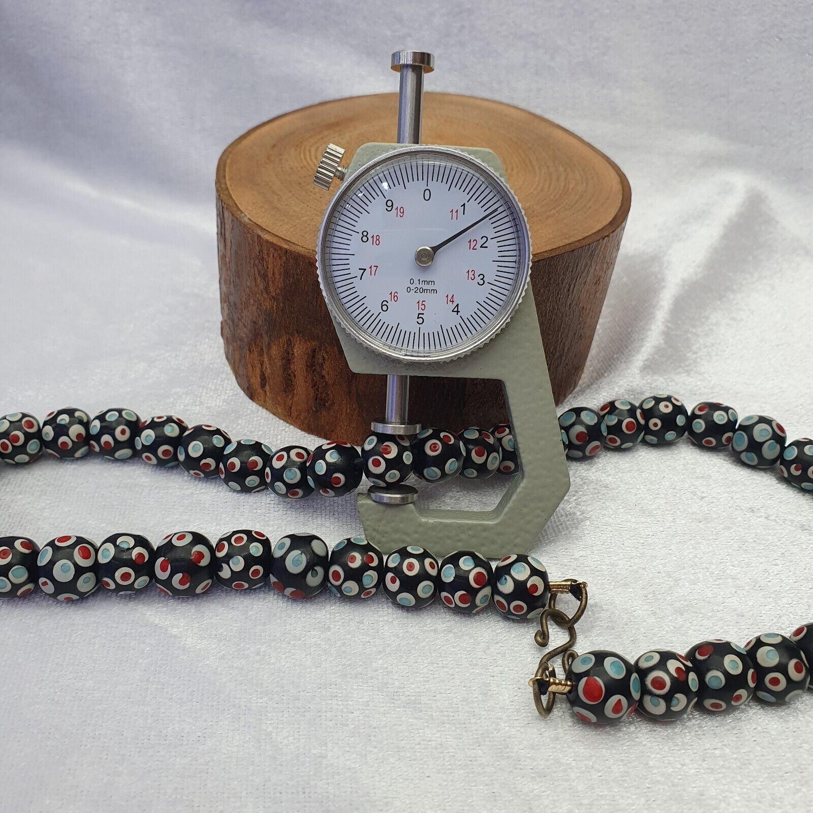 Black Venetian Hundred  eyes Red Skunk Style Beads Necklace11.5mm & 20" long