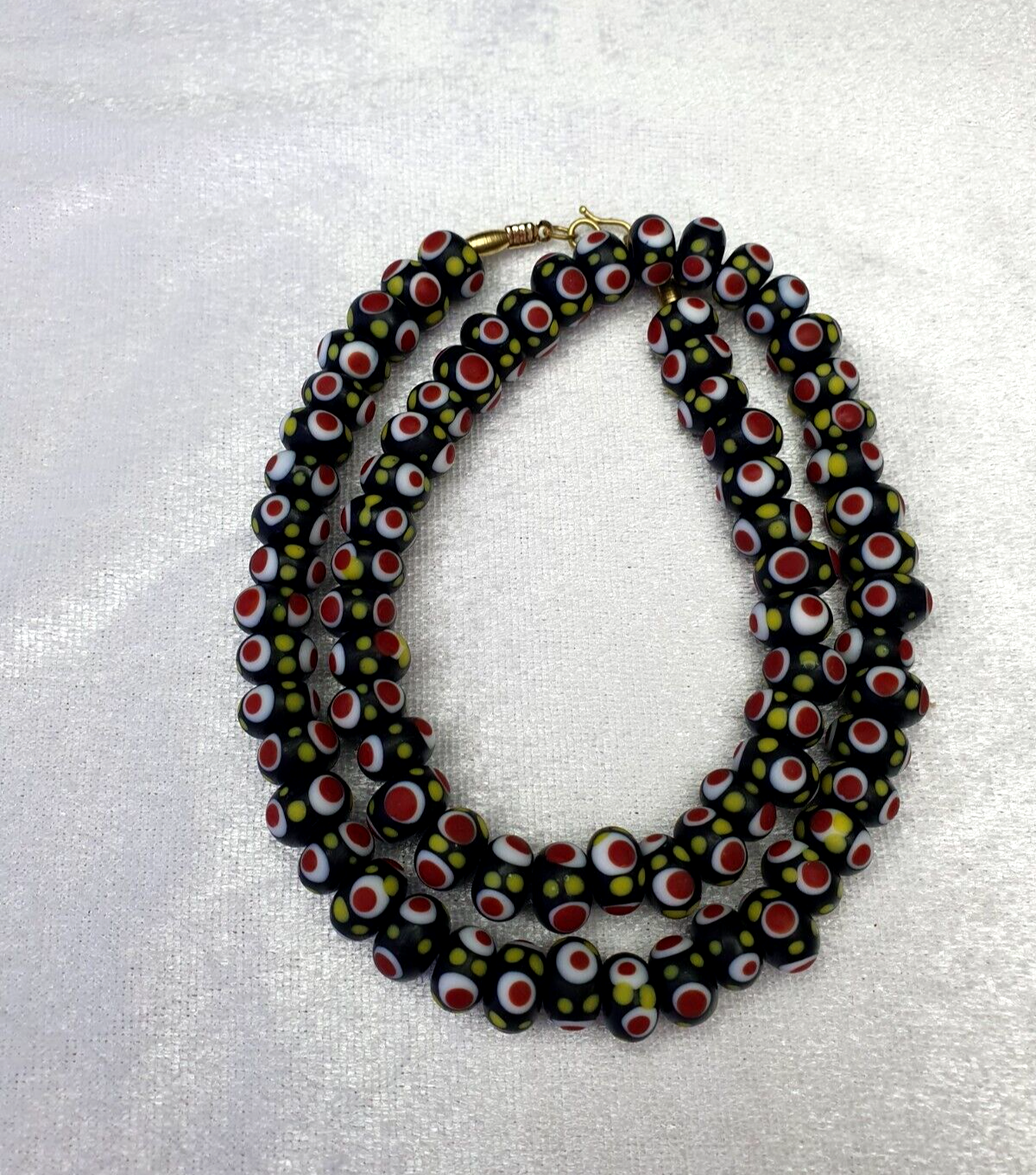 Black Venetian Hundred Red eyes Skunk Style Beads Necklace10mm & 20 inches long
