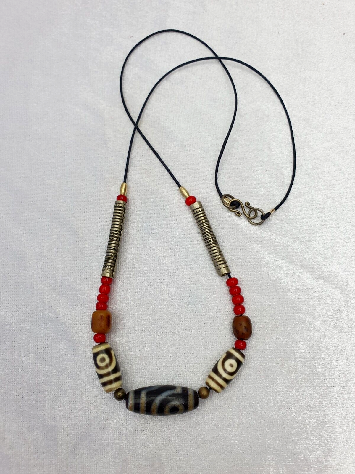 Himalaya Indo Tibetan 2 Augen 3 Perlen einzigartige Muster Dzi Amulett Perlen Halskette