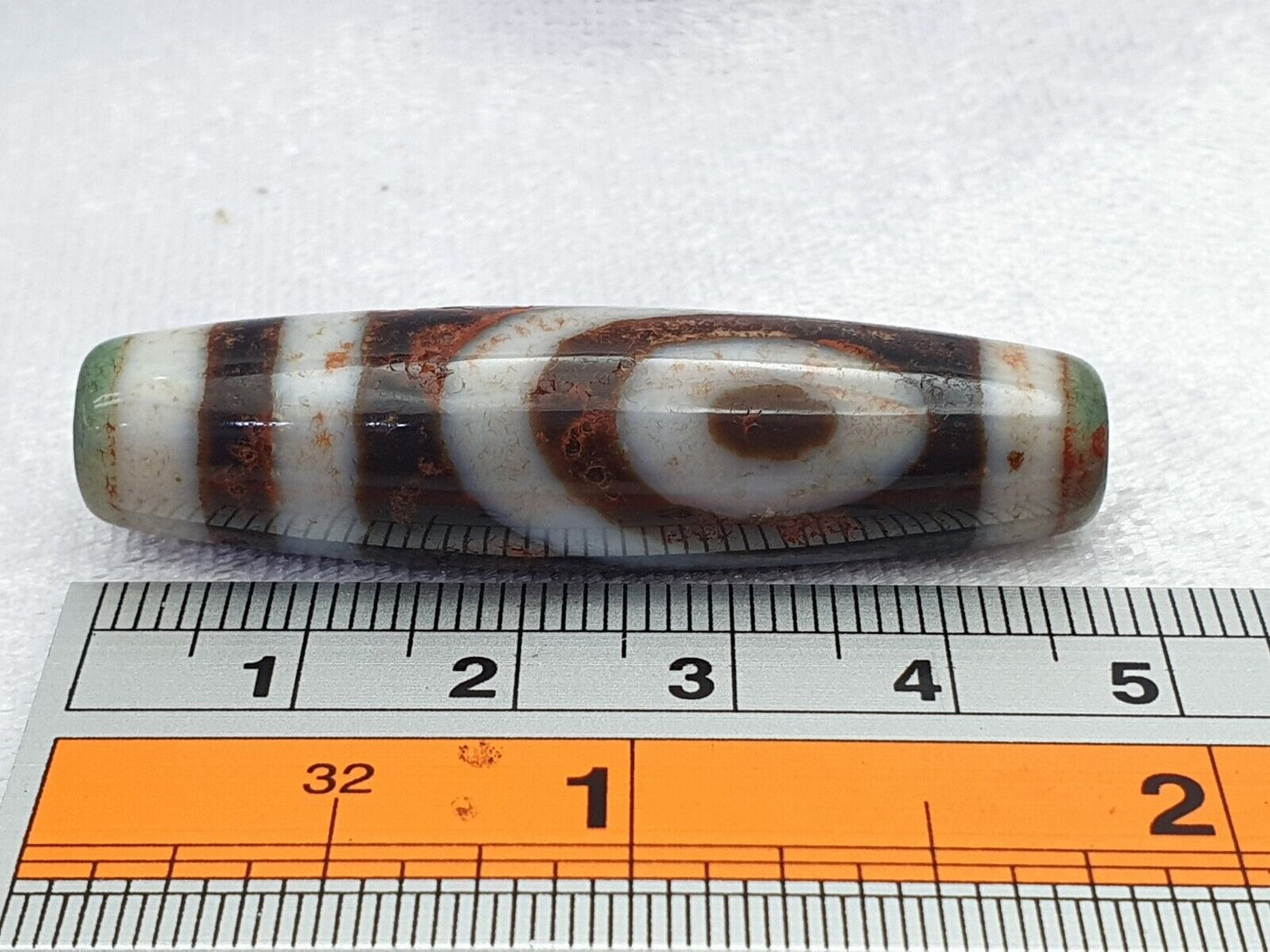 Himalaya Indo Tibetan 2 Augen verrostete einzigartige Muster Dzi Amulett Perle