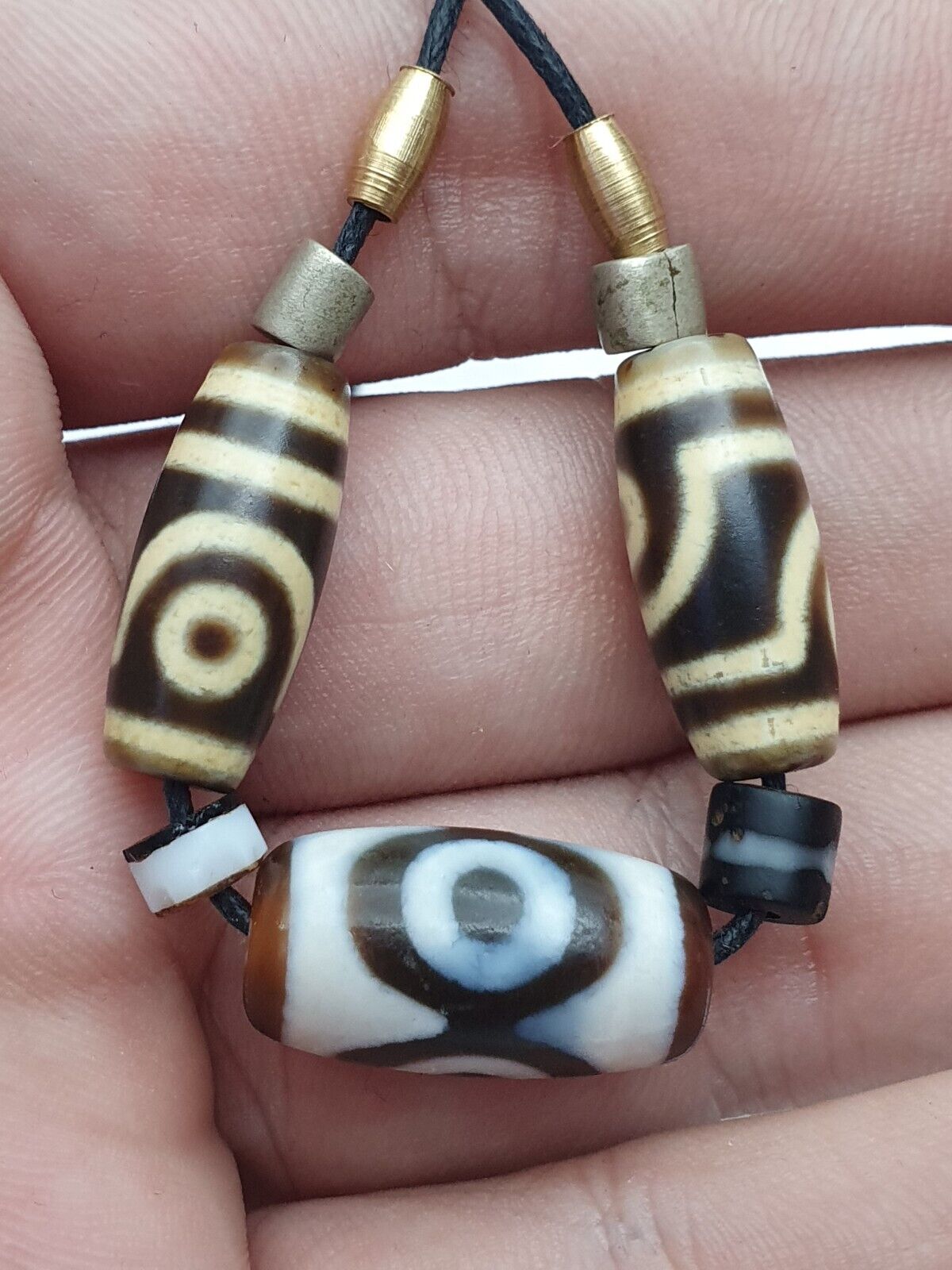 Himalaya Indo Tibetan 3 Augen 3 Perlen einzigartige Muster Dzi Amulett Perlen Halskette