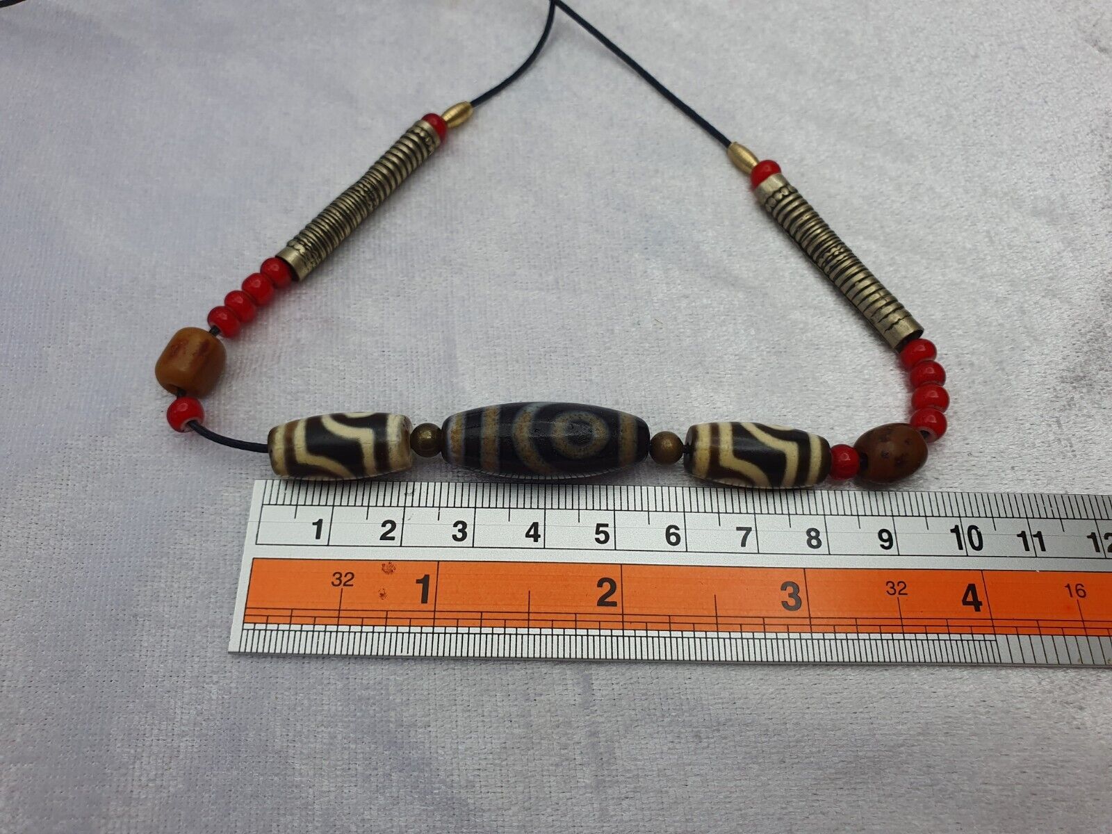 Himalaya Indo Tibetan 2 Augen 3 Perlen einzigartige Muster Dzi Amulett Perlen Halskette