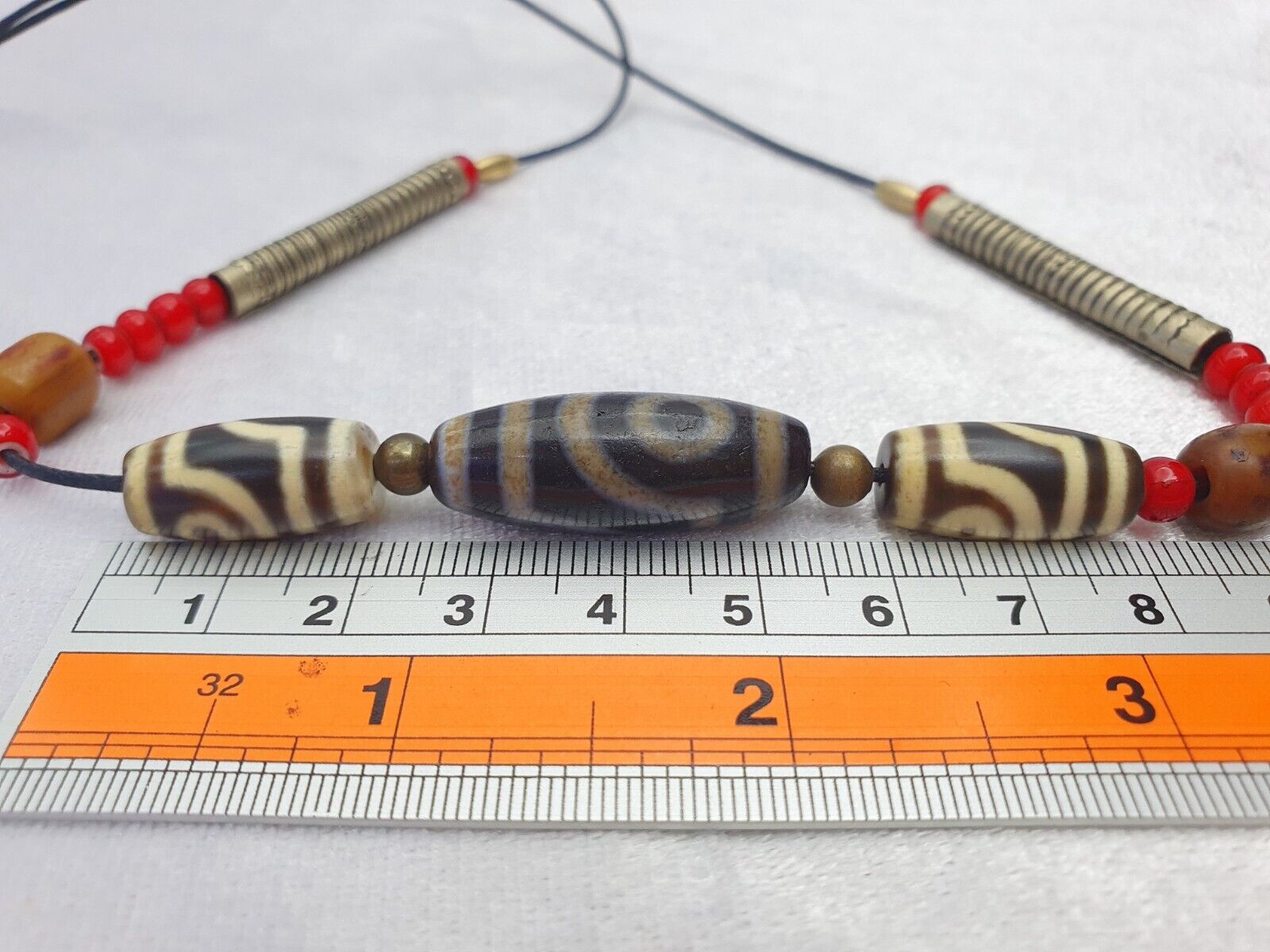 Himalaya Indo Tibetan 2 Augen 3 Perlen einzigartige Muster Dzi Amulett Perlen Halskette